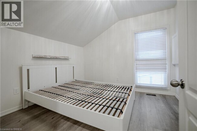 Photo du bâtiment - 169 Drummond St