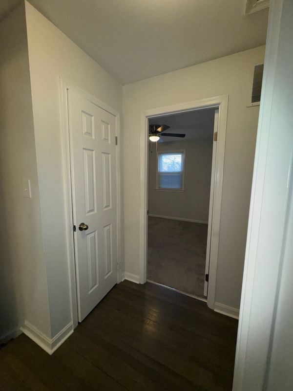 Building Photo - 12702 Country Ln