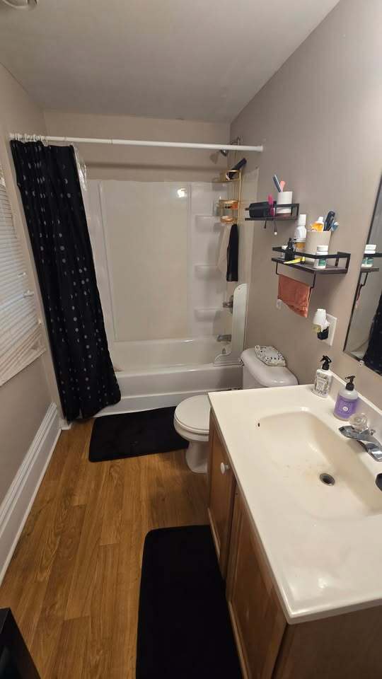 Foto del edificio - 2222 Emerson Ave N