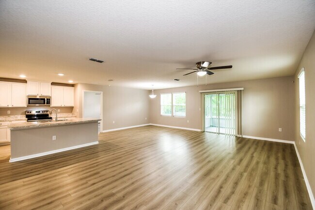 Building Photo - 3507 Twin Falls Dr