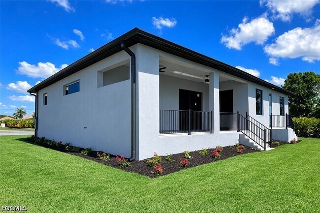 Building Photo - 24097 Peppercorn Rd