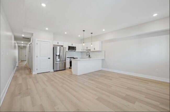 Building Photo - 1636 N 26th St