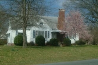 Building Photo - 528 Baldwin Rd