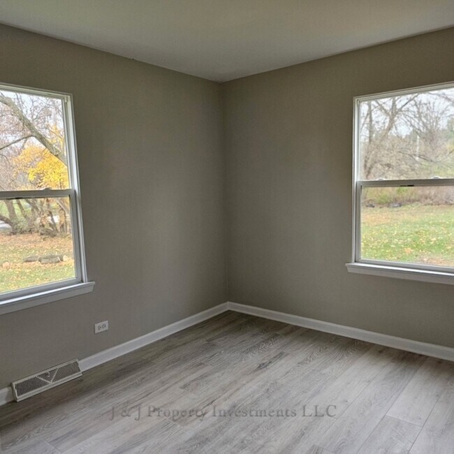 Foto del edificio - 7119 S Solon Rd