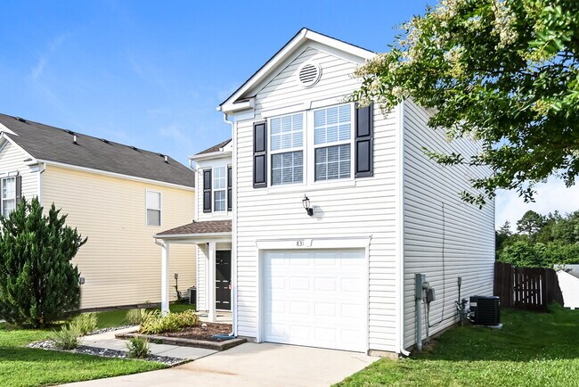 Foto del edificio - 831 Littleton Dr