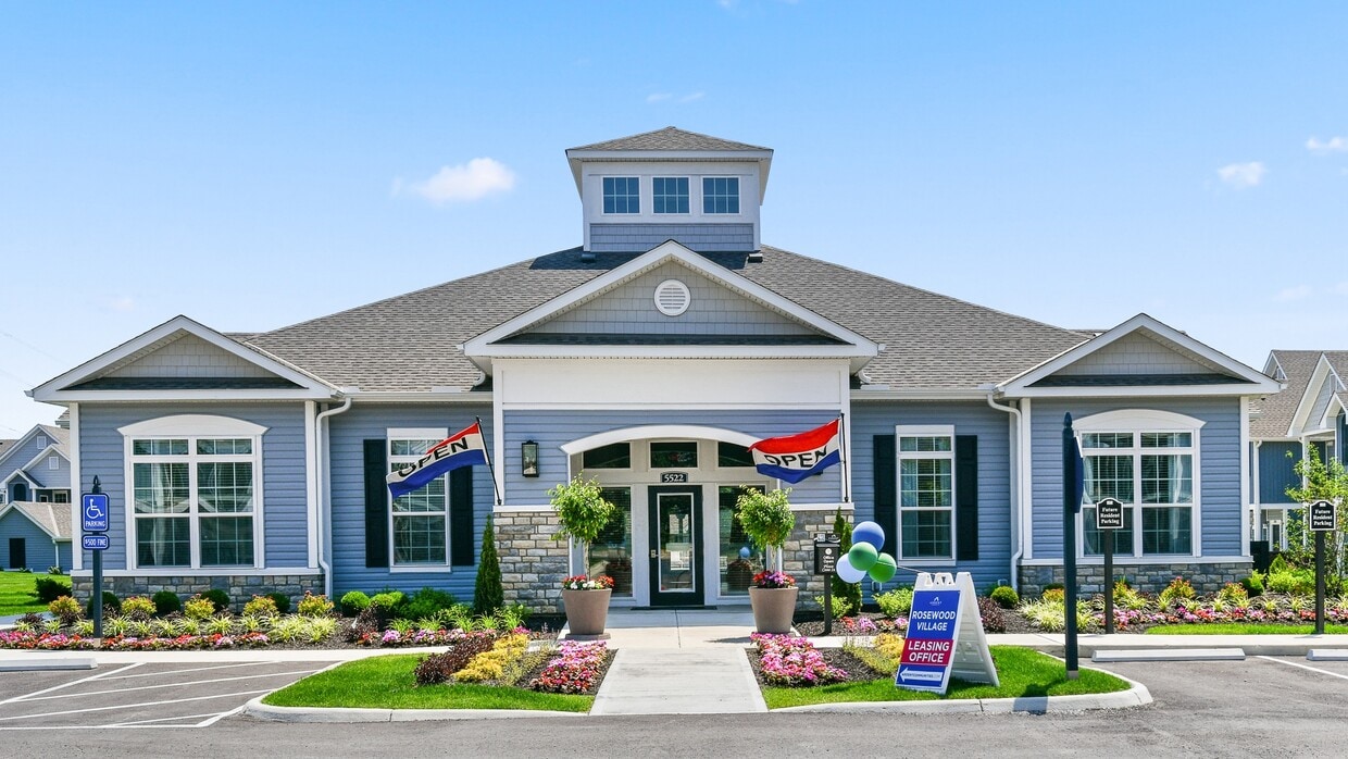 Primary Photo - Rosewood Village