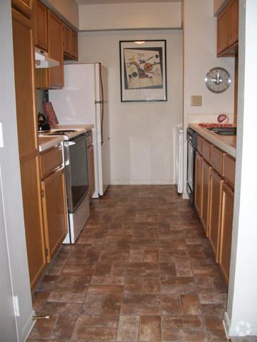 Cocina - Falcon Point Apartments