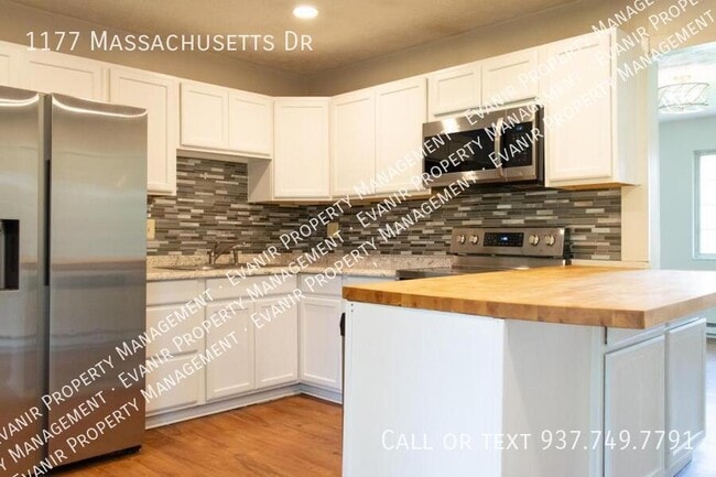Building Photo - 1177 Massachusetts Dr