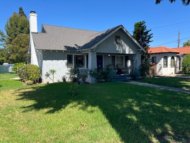 Building Photo - 6341 Palm Ave