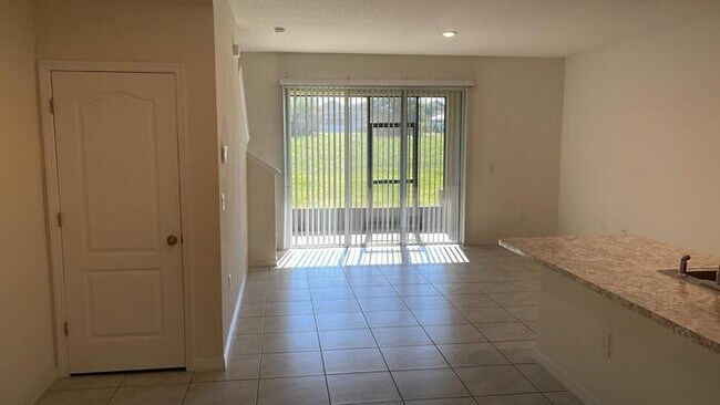 Building Photo - 170 Feltrim Reserve Blvd