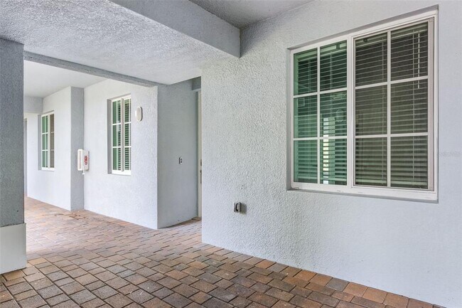 Foto del edificio - 14191 Heritage Landing Blvd