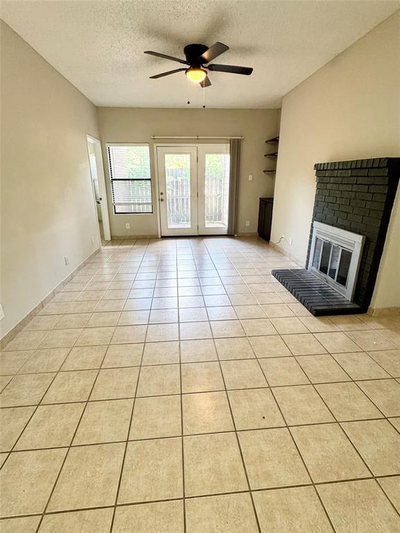 Building Photo - 2501 W Slaughter Ln