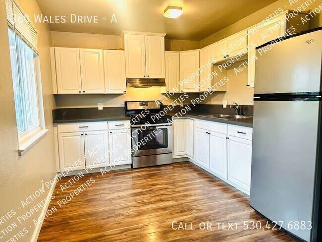 Foto del edificio - 380 Wales Dr