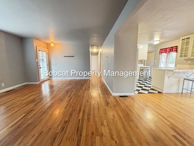 Foto del edificio - 708 Highland St