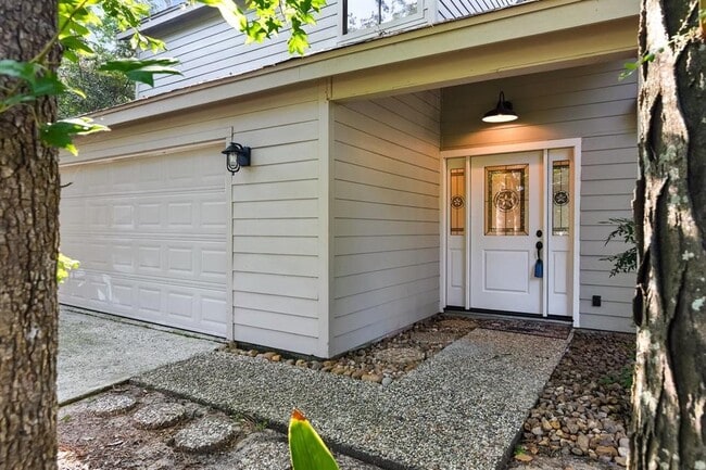 Building Photo - 14 N Timber Top Dr