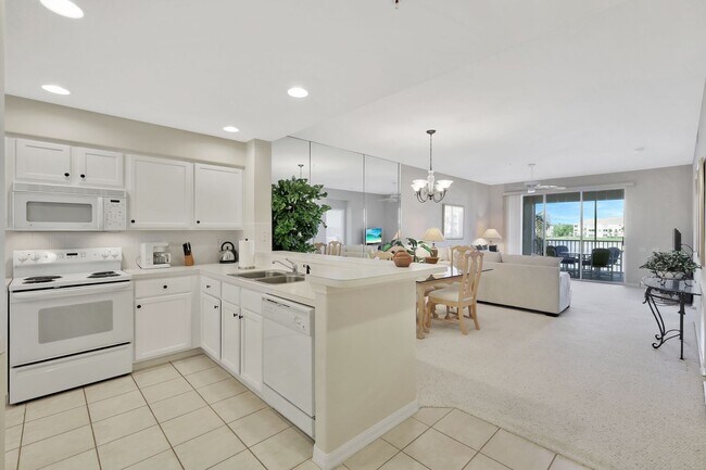 Foto del edificio - 17040 Willowcrest Way