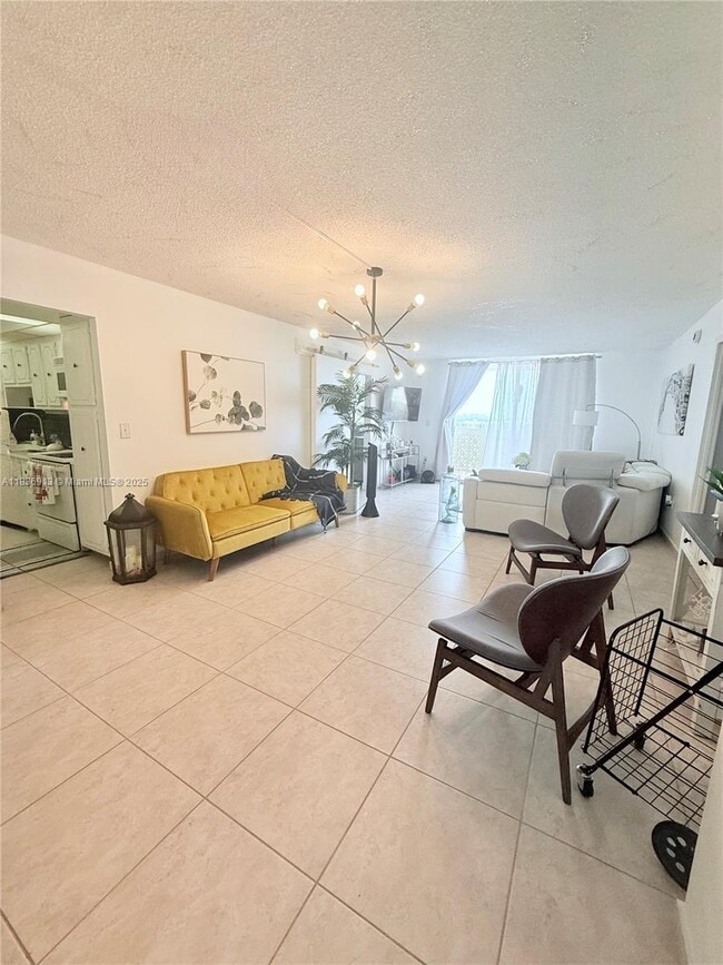 Foto del edificio - 1833 S Ocean Dr