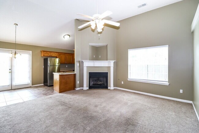 Building Photo - 2842 Misty Briar Cove