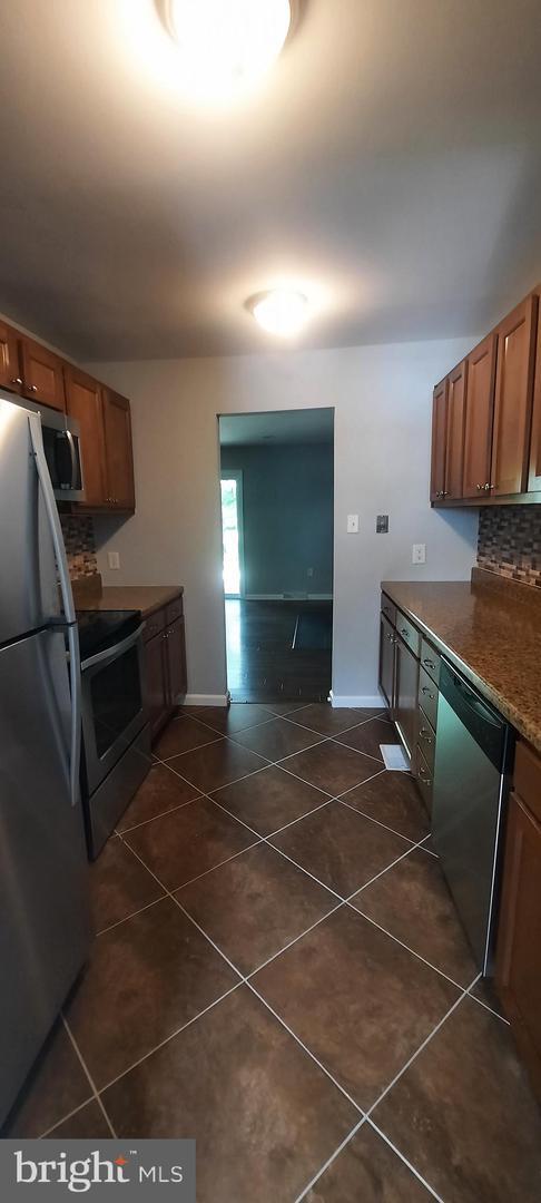 Building Photo - 1807 Lowland Way