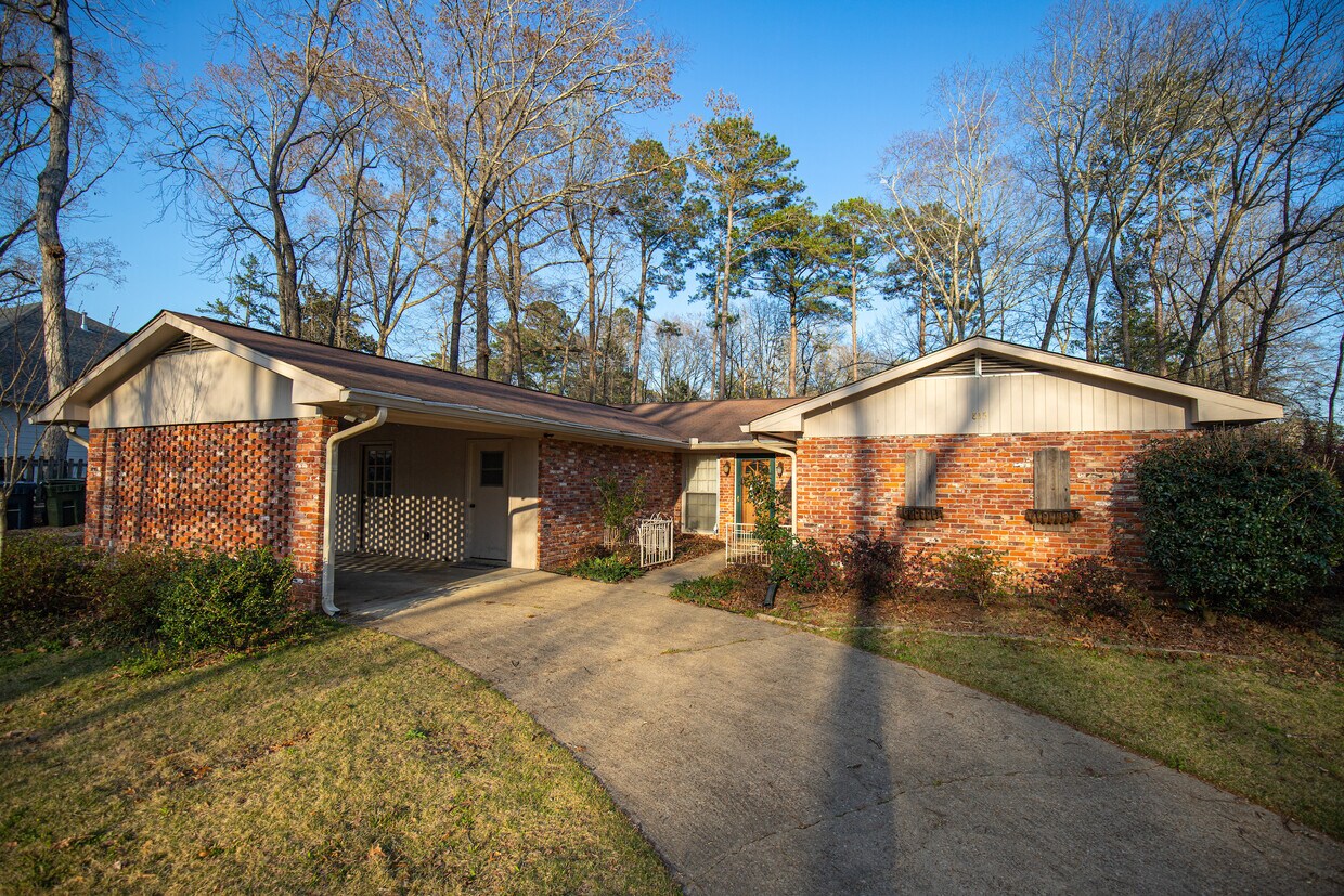 815 Heard Ave, Auburn, AL 36830 House Rental in Auburn, AL