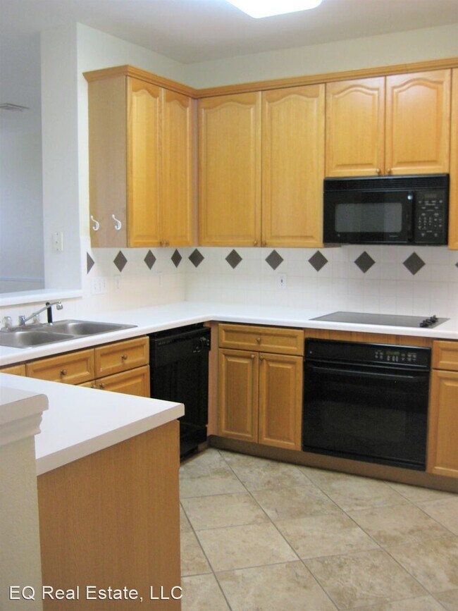 Building Photo - 3 br, 2 bath Apartment - 3401 Benecia Court