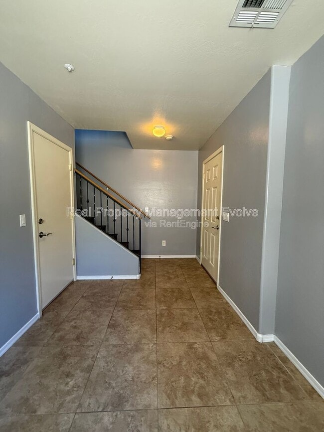 Building Photo - 4274 E Jasper Dr