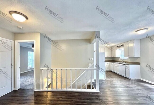 Foto del edificio - 10115-10115 E 67th St