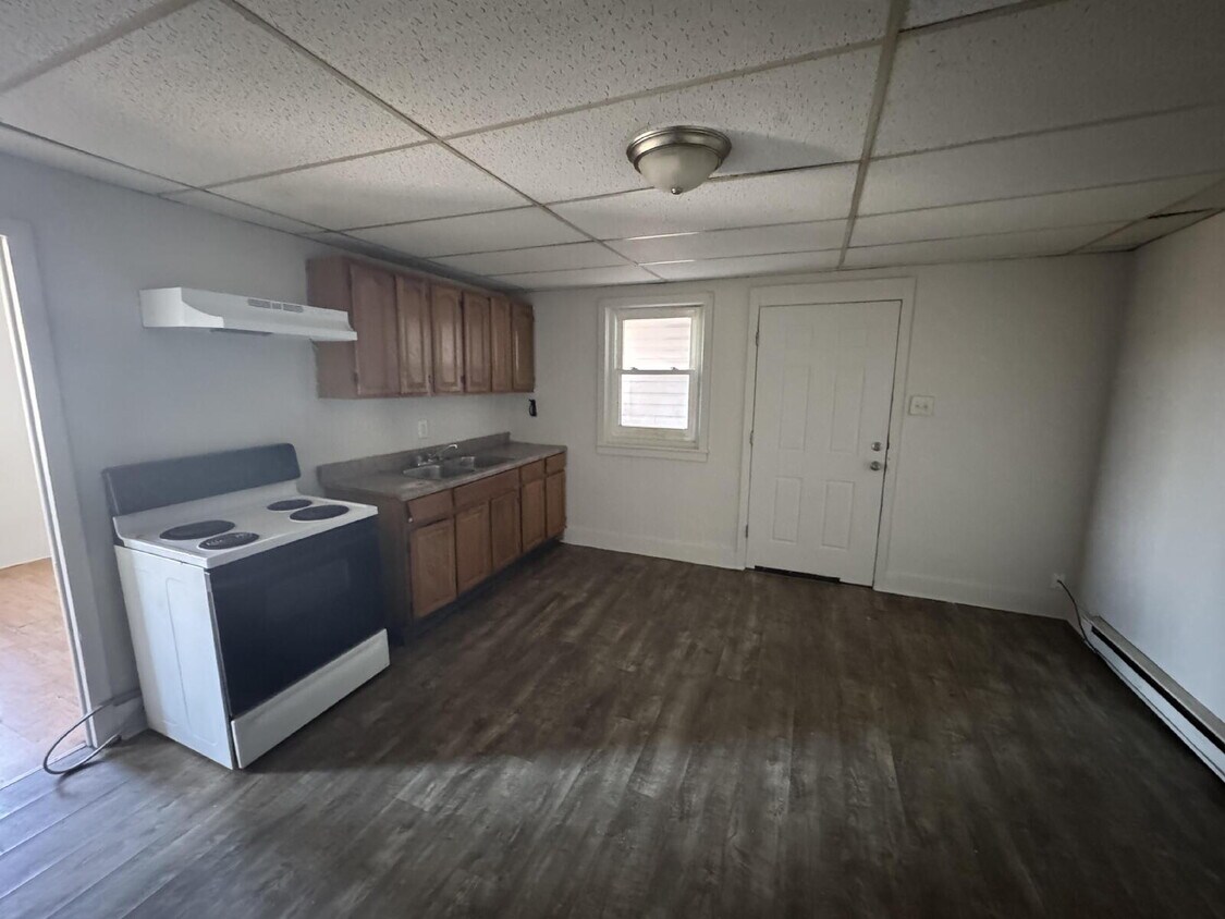Foto del edificio - "Charming 1-Bedroom Apartment in Prime York Location – Your Ideal Urban Retreat!"