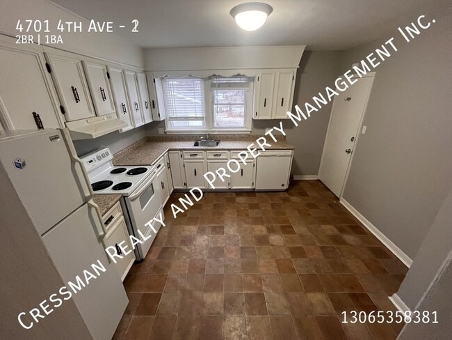 Photo du bâtiment - 2 Bed 1 Bath Apartment in Rosemont