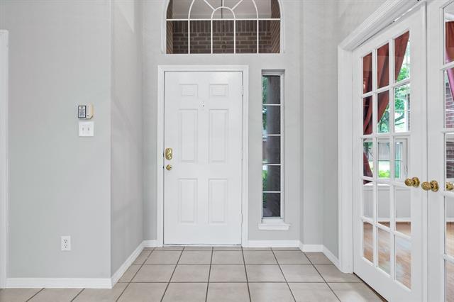 Foto del edificio - 6005 Stone Trace Ln