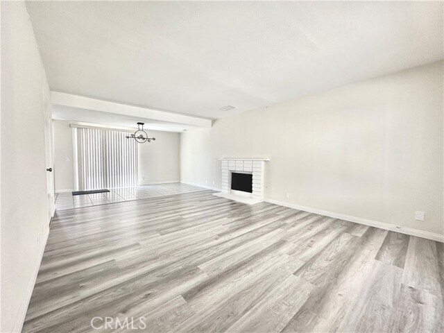 Foto del edificio - 520 E Graves Ave
