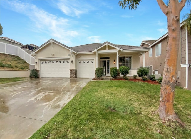 Building Photo - 27247 Coyote Mesa Dr