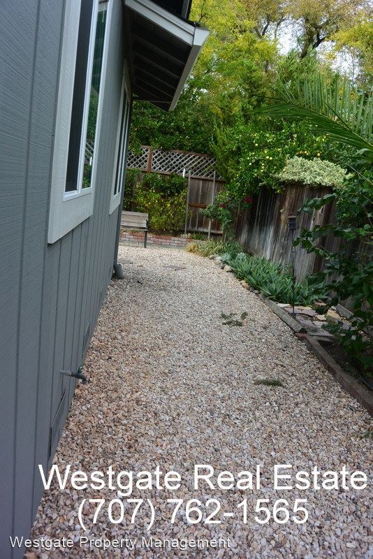 Foto del edificio - 3 br, 2 bath House - 530 Chase Street