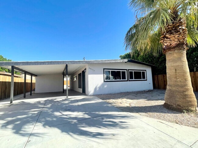 Foto del edificio - COMING SOON!! 3 Bedroom/ 1 Bathroom HOME in Desert Hot Springs!!