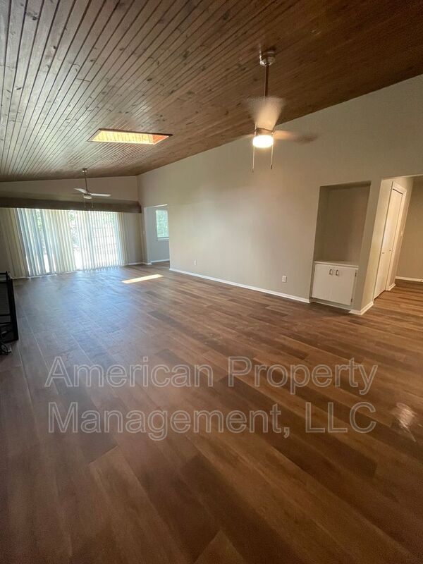 Foto del edificio - 7217 E 55th Pl