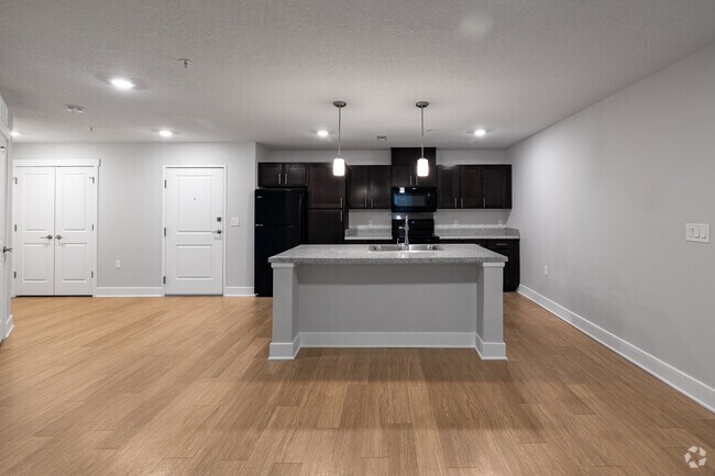 1 habitación, 1 baño - 813 pies cuadrados - Comedor/Cocina - Residences at West Haven