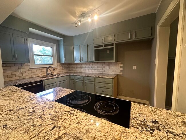 Building Photo - 3171 Carnes Ave