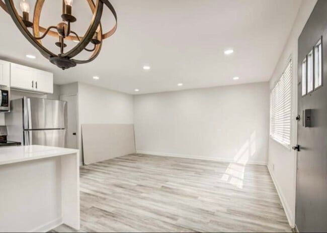Foto del edificio - 3521 Chadwick Ct