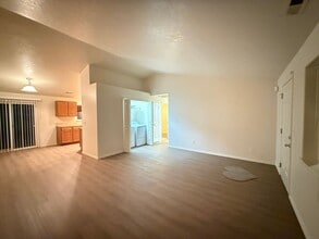 Building Photo - 5907 Washougal Ln