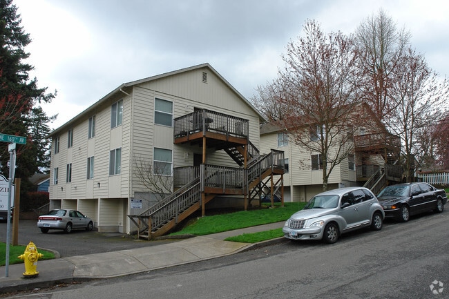 Building Photo - McKenzie Court Apartments