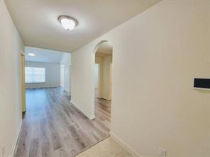Building Photo - 1706 Hot Springs Way