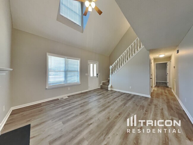 Building Photo - 1301 Springwood Ct