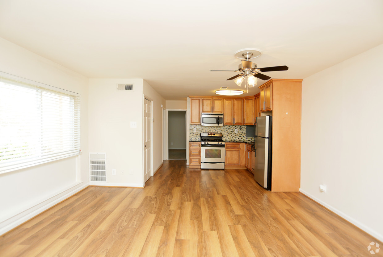 Foto principal - Potomac Ridge Apartments