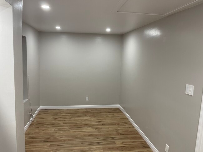 Foto del edificio - 144 S Townsend Ave