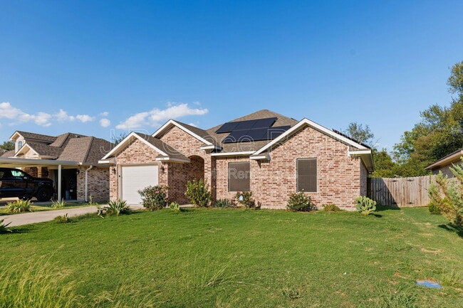 Building Photo - 114 Tomahawk Dr