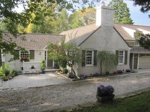 The Property - 2 River Rd