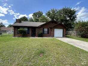 Building Photo - 903 Malibu Dr