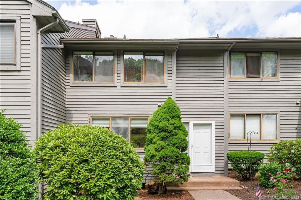 Foto principal - 128 Conestoga Way
