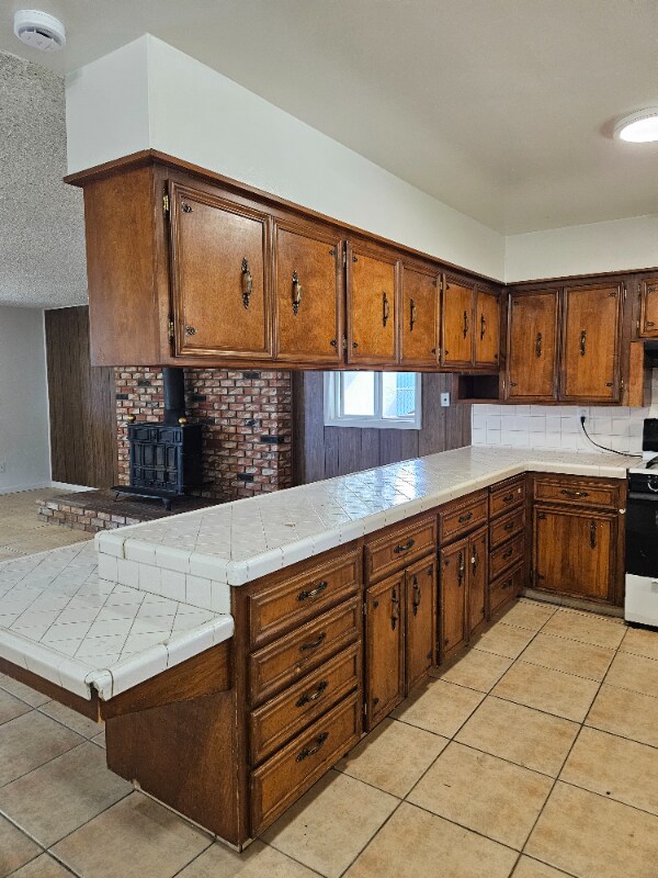 Foto del edificio - 1077 N White St