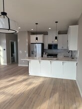 Building Photo - 4848 Elvira Pl N